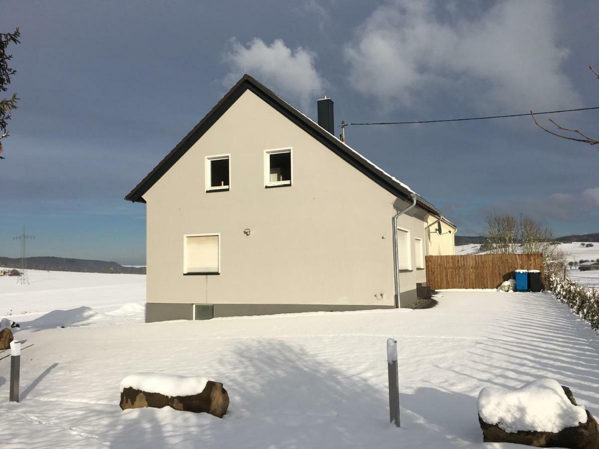 Ferienhaus Auf Der Hill Villa Budesheim  Exterior photo